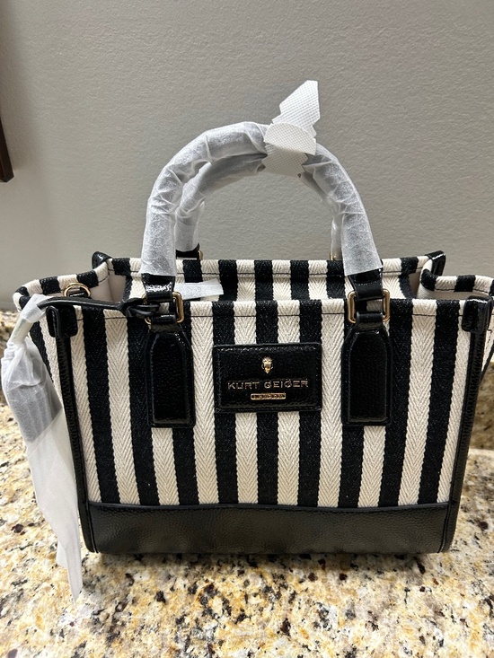 Kurt Geiger Handbags - Kurt Geiger purse